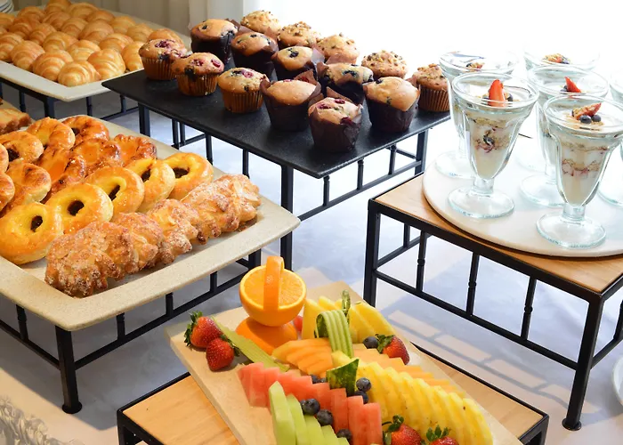 Crowne Plaza Toronto Airport By IhgAirport Hotel